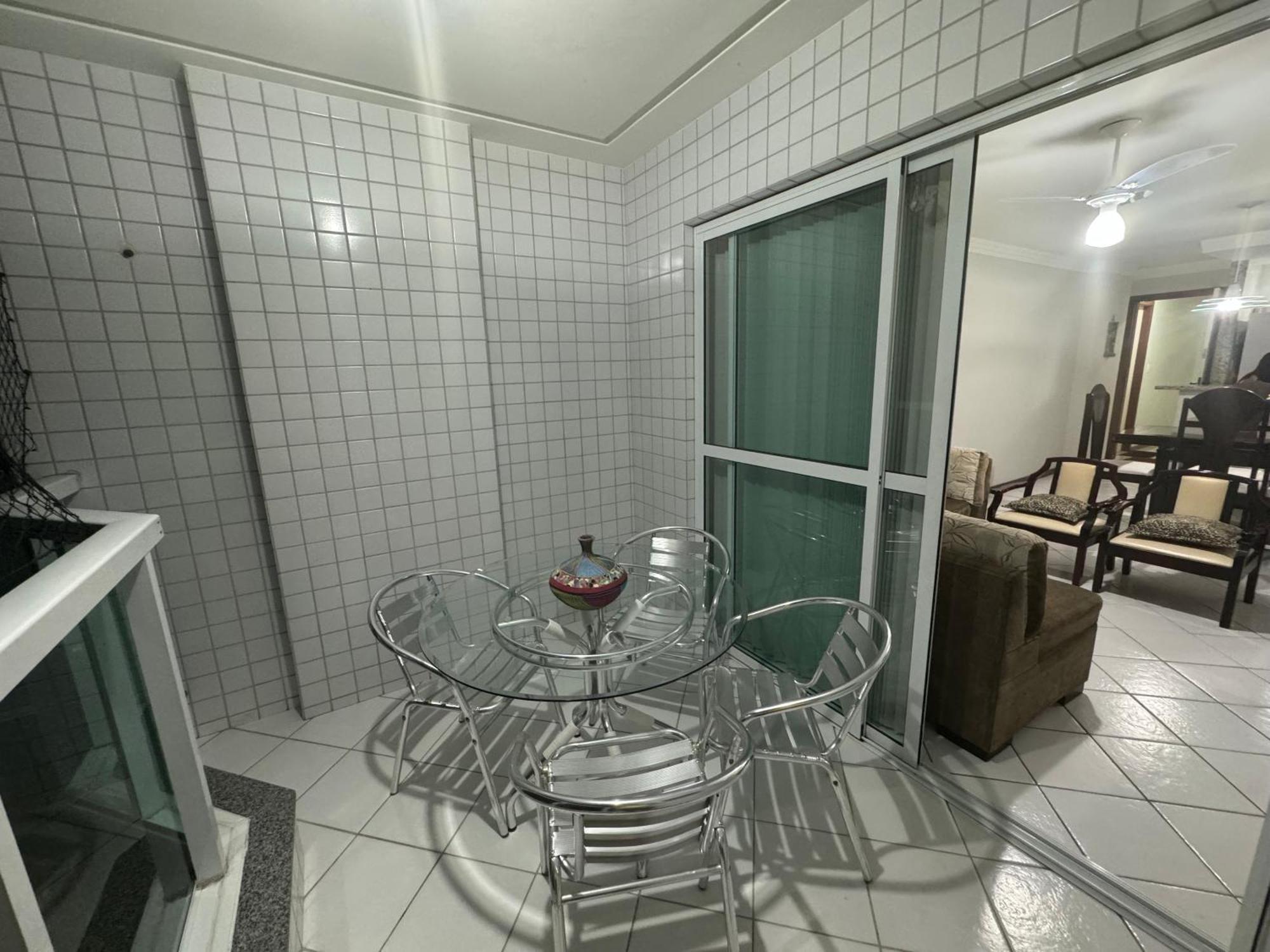 Centro De 3 Quartos, Dois Com Ar *